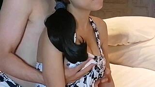 बड़ी नेचुरल चुचियों के निप्पल्स ज़ूम में चेड़े जब तक वाइल्ड झड़न