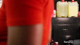 hey sara jay why so nervous dildoing that wet pussy before your big interview?