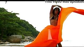 wanna see her suck cock on knees then lower for anal? 