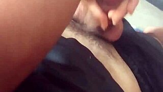 Pajeo a Mi Mejor Amigo Mientras Vemos Peliculas Curvy Latina Emo Tits Out