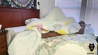 Rome Major Pounds Cassie Blake's Big Ass with Morning Cock Ride