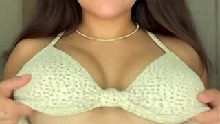 This hot pussy girl spreads wide in casual play, teasing every inch up close