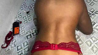 meu meio-irmão come meu cuzinho todo dia e me deixa arrombada gozando sem parar