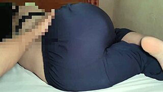 Hot amateur asian couple fingers wet pussies before hardcore pounding session 😈💦🔥