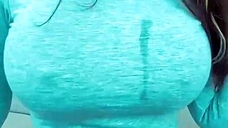 bimbo fingers her wet pussy on cam like a total whore