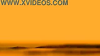 fitness model kelly odara shares beach clit secrets