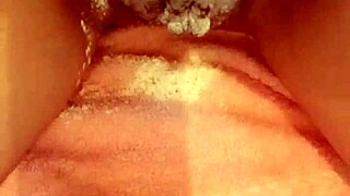 curvy european mature babe licks wet pussy to orgasm homemade sensual play