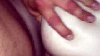 Blonde amateur trims her smooth pussy close-up in homemade clip