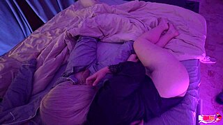 im stepmom started suckin stepsons cock wanna fuck bad!!