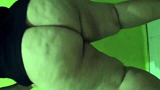 Chubby mature Latina sways big bare ass cheeks in teasing dance