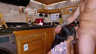 hey neighbor, you destroying my pussy while i'm home alone? sara films with aleja palacio