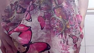 SEXY DANCE SHOWING PUSSY WHAT DO YOU THINK