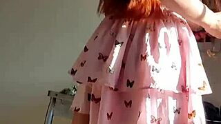 espiando a mi hermanastra se da cuenta que la estoy grabando y se deja tocar terminamos cogiendo parte 1