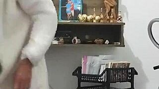 culonas callejeras showcase milf curves in street adventures