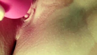 using my lush toy makes my pussy so wet and fingery 😍