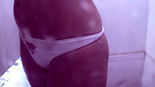 Young and foolish babe is loosing her bikini and is about to shower