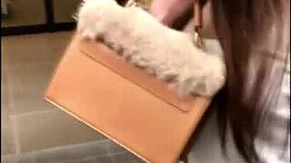 【個撮】20歳 女子大生 ヤリチンに遊ばれてる デカバイブ責め フェラ 口内射精 ハメ撮り パイパン 玩具 激責め スレンダー 美乳 2発射　フルバージョン　https is gd czsqi3