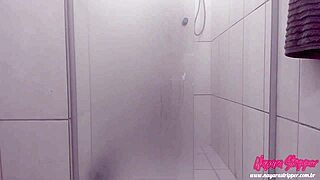 Nayara loirinha enjoying a relaxing bath session