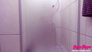 Nayara loirinha enjoying a relaxing bath session