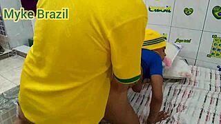 Depois De Assistir O Jogo Da Copa Do Mundo A Novinha Geovana Almeida Me Convidou Para Comemorar A Vitória Do Brasil Agente Transou Bem Gostoso