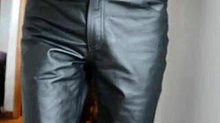 Ever jerked off in tight leather pants like this?