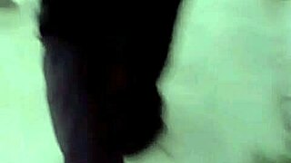 Latina culona gets groped from behind in sneaky voyeur action