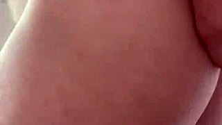 Hey, check out this gay solo handjob session! It's so hot 😏