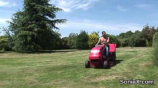 Unfaithful English Milf Sonia Pops Out Her Massive Titties 😍