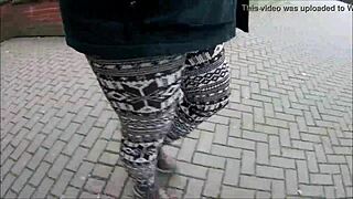 Norwegian woman enjoys outdoor fetish in leggings