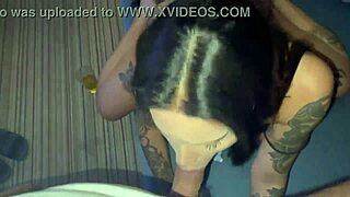 dei meu cuzinho apertado ate ele gozar gostoso no meu cu completo no red