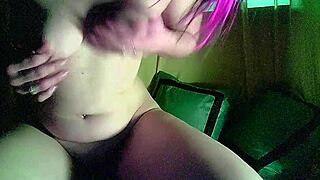 My girlfriend Kelly O masturbates on old cell phone while I work