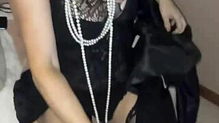 Velvet rain 23 loves pleasuring her big fruits to squirting