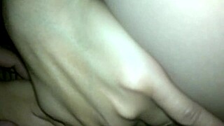 Amateur mature woman enjoys intense fucking with rich partner