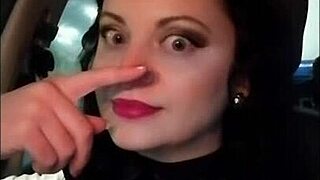 uhh, latex diva got me all crazy n hot tonight...