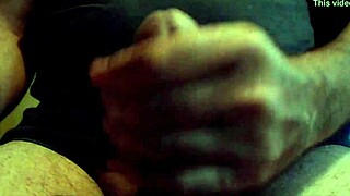 hey, this gay guy is so hot! 😍