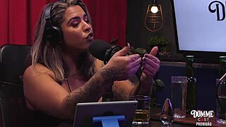 Dommecast - Victoria Dias Grills Agatha Ludovino Hard