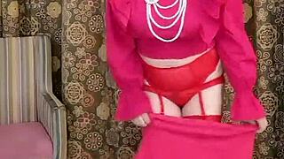 Mature milf MariaOld in red lingerie and high heels