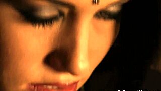 Wow! Indian brunette rips clothes in erotic striptease dance!