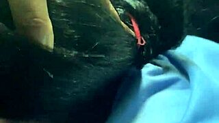 Morena safada sucking everything and swallowing the milk!