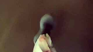 Tezao dives into pussy licking at airport