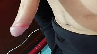 Hot Teen Wants To Fuck Two Amateurs