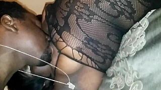 Blacchammer and Exzotickhandi explore licking, blowjobs, and deepthroat in a threesome 😏