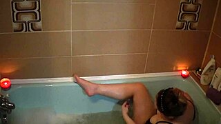 Shaving Legs And Armpits In A Relaxed Session