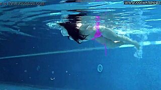 Jessica Lincon's fetish video in the pool