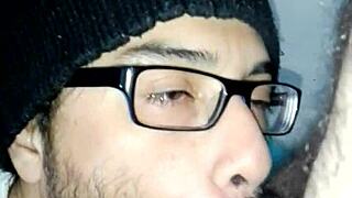 Bisexual guy sucking like a pro