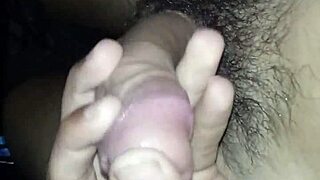 Esperando Que Alguien La Chupe En Masturbacion Solo