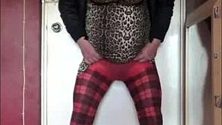 Amateur bisexual crossdresser seeks faster ejaculation