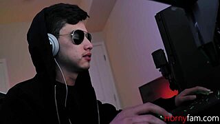 Teen 18+ Babe Kenzie Madison Feels Overwhelming Desire Gobbling Gamer Stepbro's Cock In Fetish Fantasy