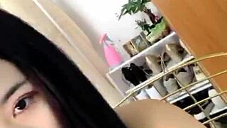 Hot Girl Doing Live Stream Show With Big Cock Oral!