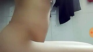 a teen girl explores self-pleasure in a narrative tale